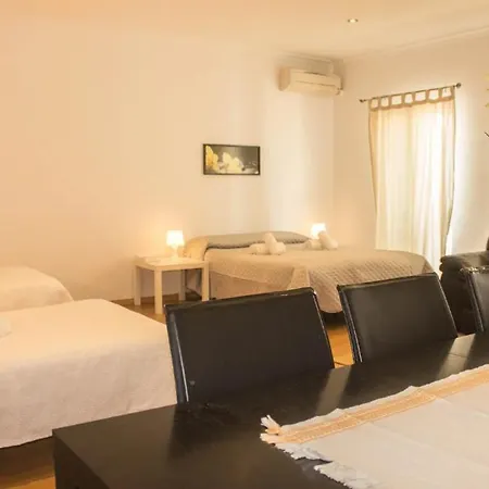 Homestay Blife Santya Private Olhao
